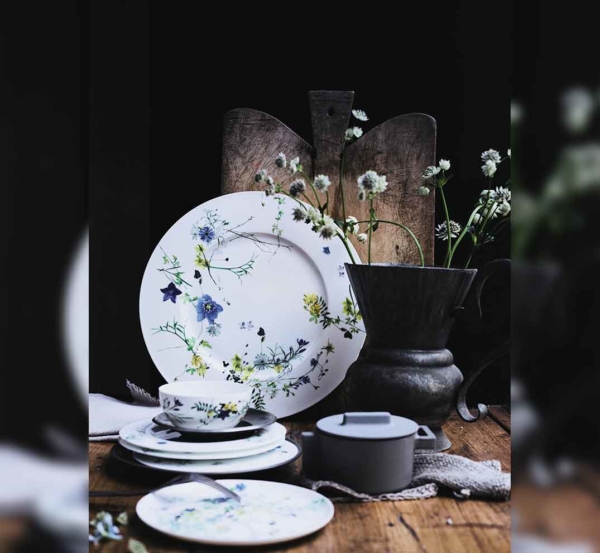 The best versace dinnerware set in india altius luxury in Delhi - Home /  Garden